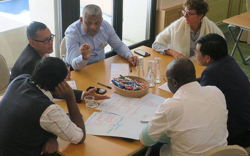 Les participants pendant le 11ème cours avancé sur le diagnostic en 2022.